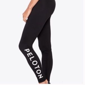 Peloton core leggings size medium